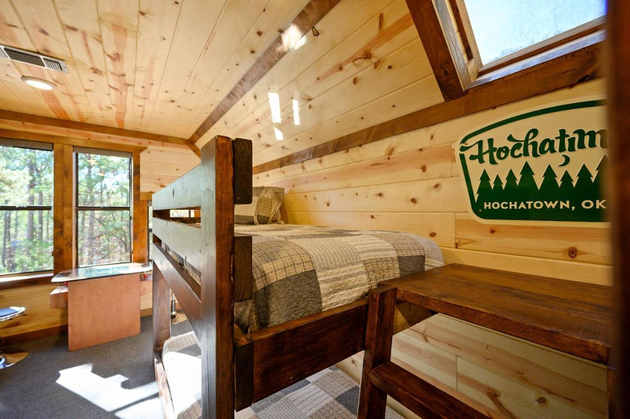 The Eastwood Spacious Retreat With 4 King En-Suites - Hot Tub - Pet-Friendly - Cozy Fire Pit - Prime Location - Multi-Family Броукън Боу Екстериор снимка