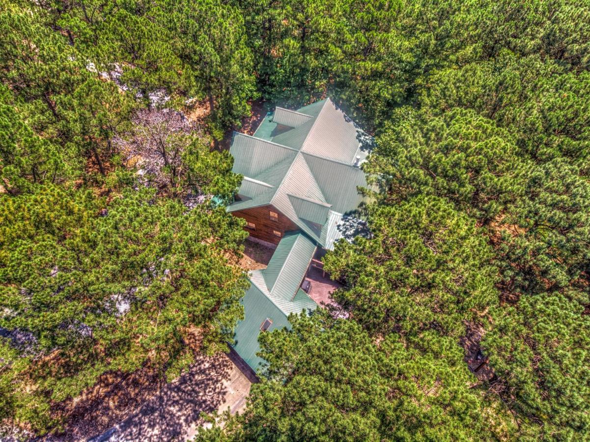 The Eastwood Spacious Retreat With 4 King En-Suites - Hot Tub - Pet-Friendly - Cozy Fire Pit - Prime Location - Multi-Family Броукън Боу Екстериор снимка