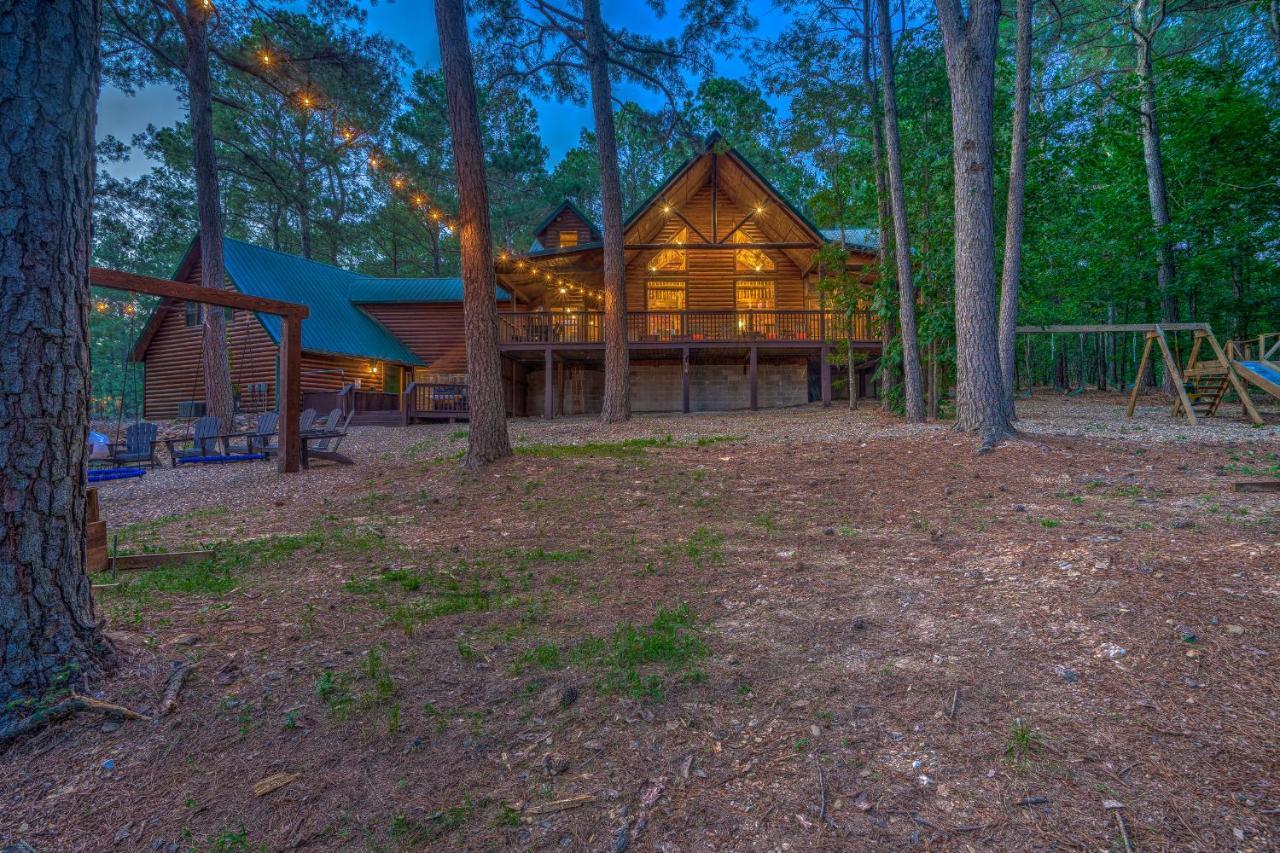 The Eastwood Spacious Retreat With 4 King En-Suites - Hot Tub - Pet-Friendly - Cozy Fire Pit - Prime Location - Multi-Family Броукън Боу Екстериор снимка
