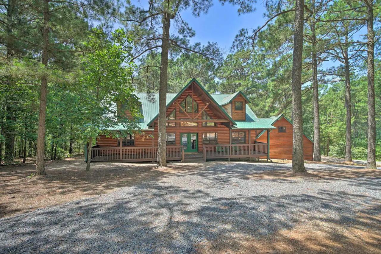 The Eastwood Spacious Retreat With 4 King En-Suites - Hot Tub - Pet-Friendly - Cozy Fire Pit - Prime Location - Multi-Family Броукън Боу Екстериор снимка